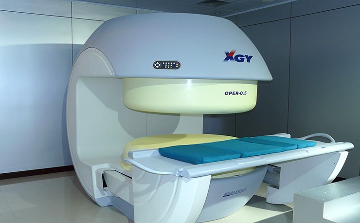 核磁共振成像系统(MRI)